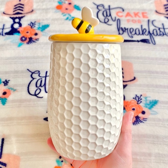 Other - 🐝 Honeycomb  Bumble Bee Kitchen Canister 🐝
